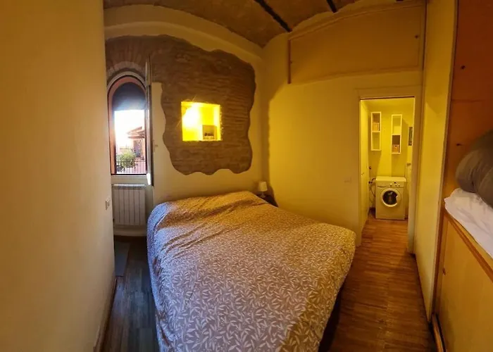 Julia Nel Cuore Di Trastevere Roma